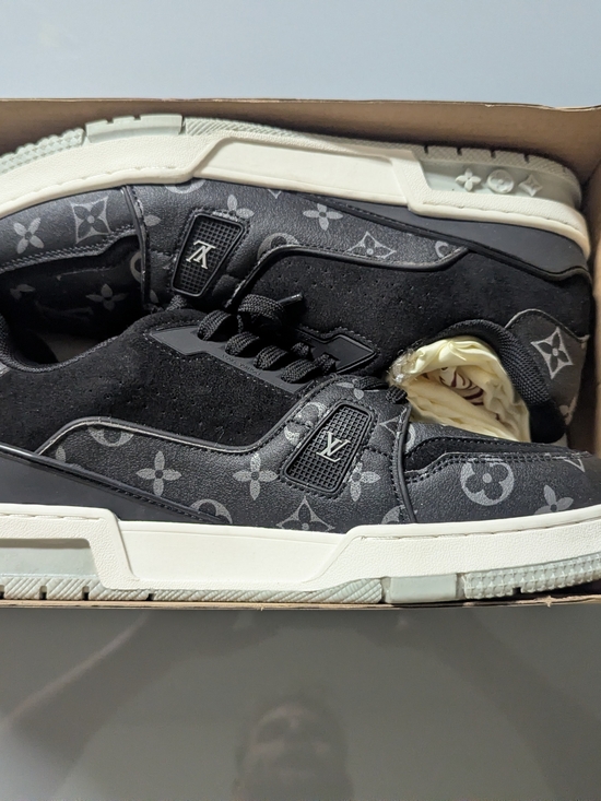 Louis Vuitton Other - Louis Vuitton Black & Cream Monogram Low-Top Lace-Up Sneakers